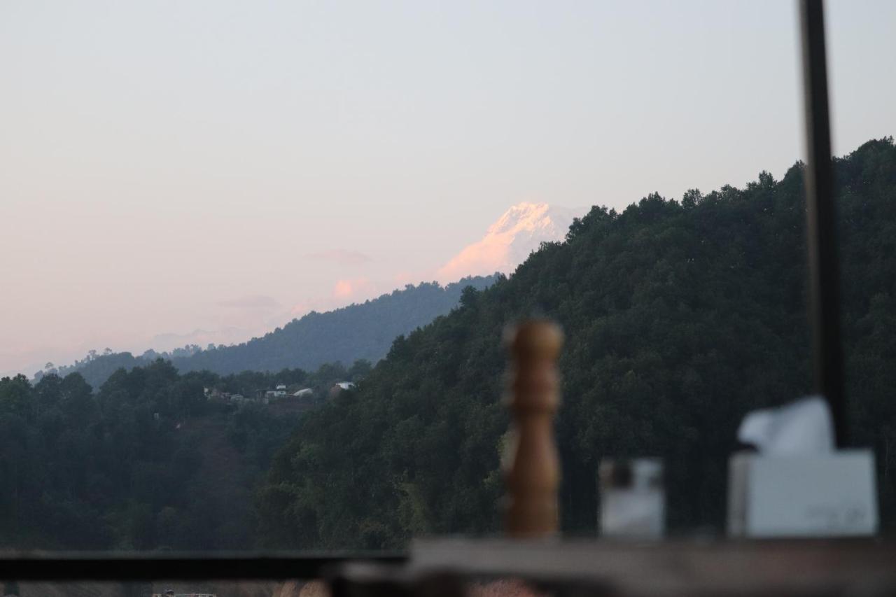 Hotel Young'S Stupa Ranipauwa Exterior foto